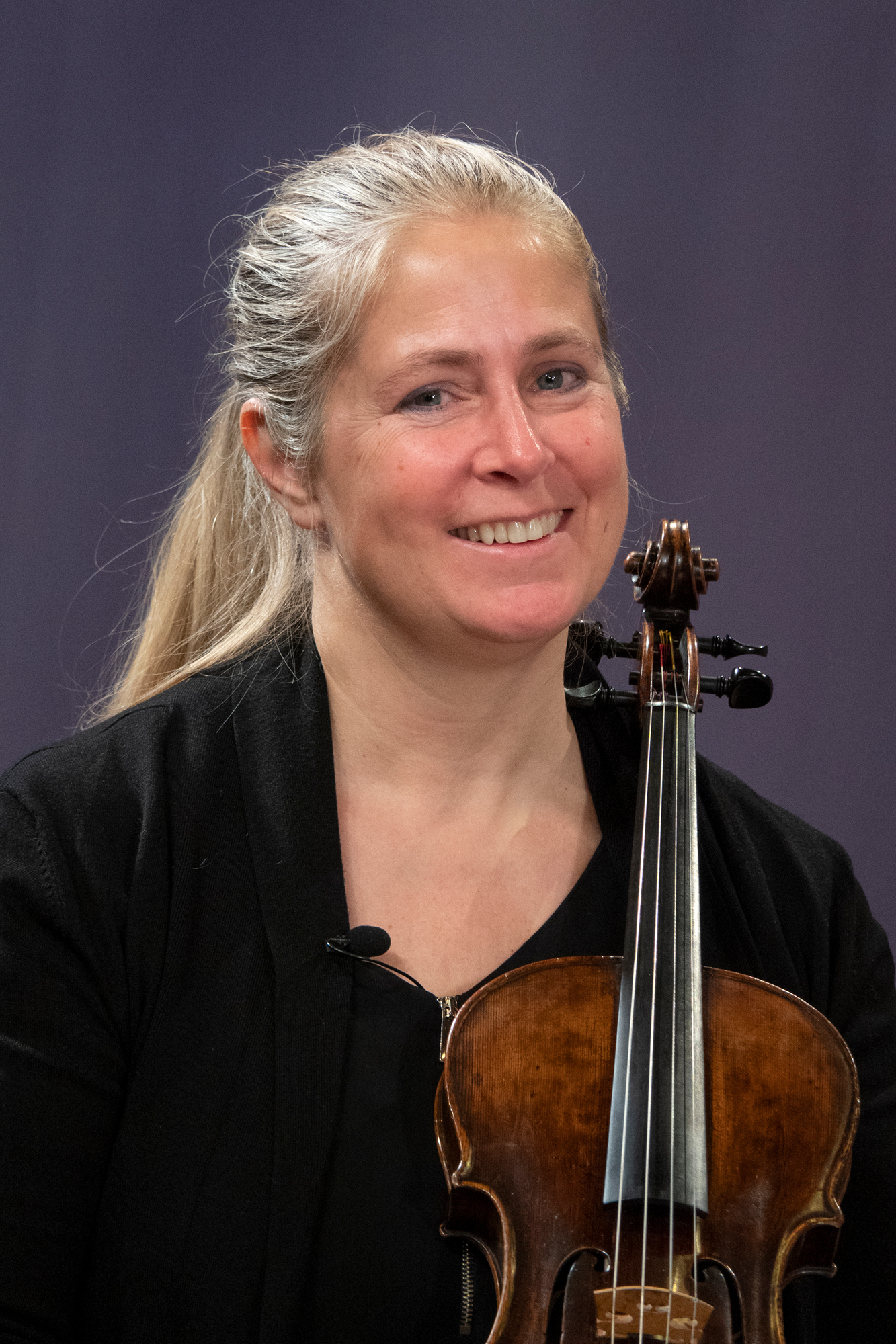Isabel Charisius, viola and chamber music teacher